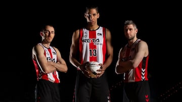 Rousselle, Dos Anjos y Serron, de rojiblanco