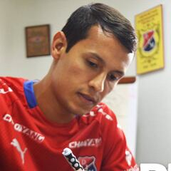 Ricaurte renueva: "Me siento totalmente feliz en el Medellín"