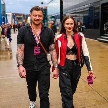 Adam Peaty, deportista británico que compite en natación, Holly Ramsay, actriz y productora, conocida por Holly Ramsay.
