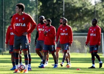 Paranaense hace su última práctica antes de enfrentar a Millonarios