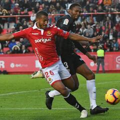 Barreiro enmienda los errores defensivos y rescata un punto ante el Almería