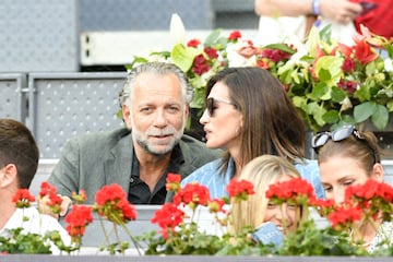 Nieves Álvarez y Bill Saad en el partido de Jan-Lennard Struff contra Aslán Karátsev.