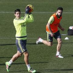 Daily Express: El United ha mantenido contactos por James