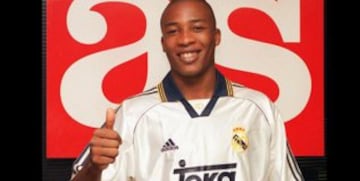 Edwin Congo: El delantero colombiano llegó sorpresivamente a Real Madrid en 1999, en un fichaje donde se apostaba por sus condiciones tras ser goleador en Once Caldas. ¿Resultado? Ni siquiera debutó en el primer equipo y luego tampoco rindió en sus préstamos por Valladolid, Vitoria de Guimaraes y Toulouse. Terminó jugando en Tercera División de España.