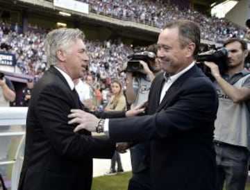 Saludo Ancelotti y Juan Ignacio Martínez.