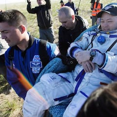 El balón del Mundial vuelve a la Tierra tras viajar al espacio