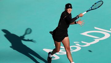 Muguruza avanza con paso firme en Abu Dabi y llega a octavos