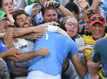 Del Potro sees off Nadal and faces Murray for gold