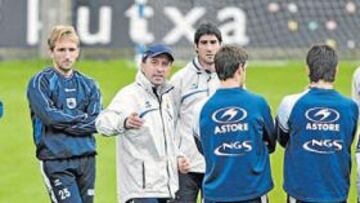 <b>YA SABE LO QUE TIENE Y QUIERE. </b>Lotina, durante un entrenamiento en Zubieta.