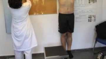 <b>PRUEBAS. </b>Ángel Romero durante una de las pruebas de medición.