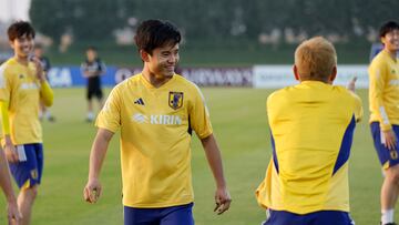 Kubo, durante un entrenamiento con Japón.