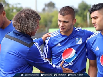 Alberto Gamero se presentó con la plantilla, dirigió su primer entrenamiento y habló en rueda de prensa del proyecto que comenzará en 2020 en Millonarios. 