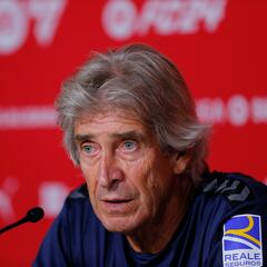 Pellegrini: “¿El 5-0? El fútbol es presente y toca el Rangers”