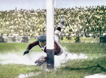 El m¨ªtico portero catal¨¢n estuvo en el club blanco desde 1930 hasta 1936. Como madridista gan¨® dos Ligas y dos Copas de Espa?a. Tras jugar en el Real Madrid se march¨® al O. G. C. Nice franc¨¦s.