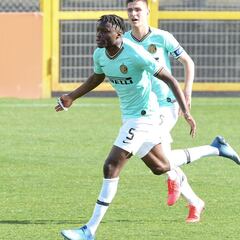 El Bayern quiere robarle al Inter otra perla: Lucien Agoumé