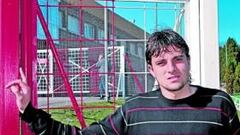 La llegada de Rivera abre la puerta a Míchel