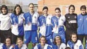 <b>HONRADAS. </b>Las jugadoras del Sabadell están orgullosas de vestir los colores del equipo vallesano.