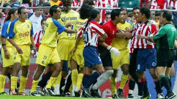 Las grandes broncas del Clásico entre Chivas y América