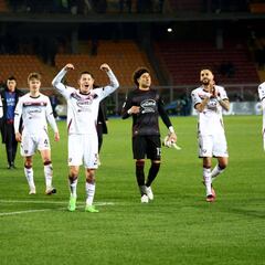 Guillermo Ochoa tiene su primer triunfo con el Salernitana