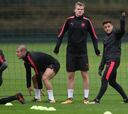 Mertesacker defiende el compromiso de Alexis en Arsenal