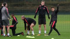 Mertesacker defiende el compromiso de Alexis en Arsenal