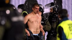 Belgrade derby descends into scenes of bloody violence