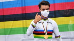 El asalto de Dowsett a la hora, aplazado por su contagio