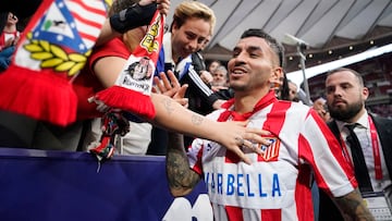 Soccer Football - LaLiga - Atletico Madrid v Real Betis - Metropolitano, Madrid, Spain - May 18, 2025 Atletico Madrid's Angel Correa during a lap of appreciation after the match REUTERS/Ana Beltran