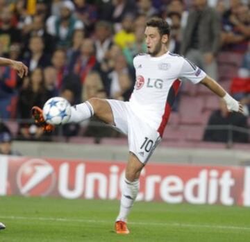 Çalhanoglu, Bayer Leverkusen.