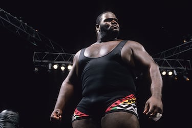 Mark Henry ha tenido algunas apariciones en el cine, a menudo interpretándose a sí mismo o en papeles menores. Algunas películas en las que ha participado son: 'A Haunted House 2', 'Incarnate', 'MacGruber' y 'Los Picapiedra & WWE: Stone Age Smackdown!'.