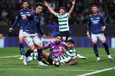 Luis Suárez y Sporting sufren una brillante noche de David Raya