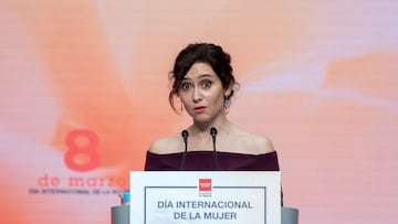 La presidenta de la Comunidad de Madrid, Isabel Díaz Ayuso, durante el acto de entrega de los Reconocimientos 8 de Marzo, en la Real Casa de Correos, a 7 de marzo de 2025, en Madrid (España). Los galardones, que entrega el Ejecutivo regional con motivo del Día Internacional de la Mujer, mañana 8 de marzo, buscan destacar la relevancia y trayectoria de personas e instituciones en distintos ámbitos de la sociedad.
07 MARZO 2025
Alberto Ortega / Europa Press
07/03/2025