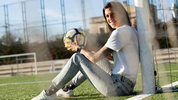 Jenni Hermoso posa para AS en la Ciudad Deportiva del Bar&ccedil;a. 