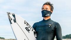 Billabong ha creado una mascarilla de neopreno para surfistas, pensada especialmente para el surf.