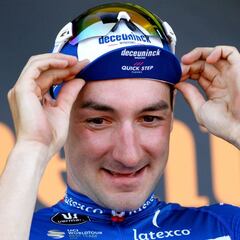 Viviani se lleva la etapa 4 y la general del Tour se mantiene