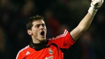 <b>IDEAL. </b>según la UEFA, Casillas ha sido el mejor portero del 2007 en Europa.