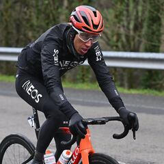 Egan Bernal asciende en el ranking UCI, tras su podio en O Gran Camiño