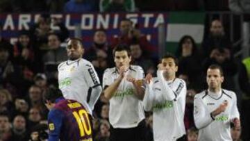 <b>LEO, EL EXTRATERRESTRE.</b> Messi marcó anoche cuatro goles, pero pudo marcar unos cuantos más. Lo intentó incluso de falta directa. Es de otro planeta.