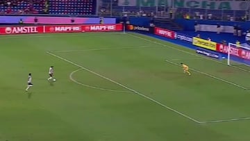 Lo de Vitor Roque no lo cree nadie: el delantero de los 80M que pagó el Barça falla esto falla esto delante del portero