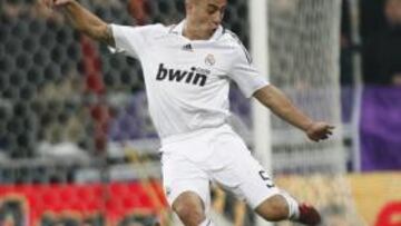 Cannavaro asegura que el Milán no se ha puesto en contacto con él