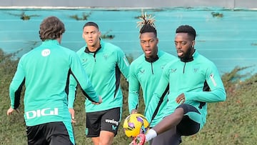 Nico Williams, Galarreta y Núñez vuelven con el grupo en Lezama