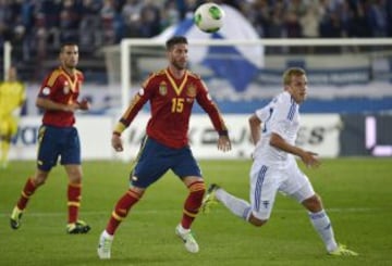 Mario Suarez y Sergio Ramos