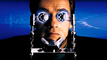 Netflix acaba de estrenar uno de los mayores fracasos de Schwarzenegger: “Dos Arnolds por el precio de uno”