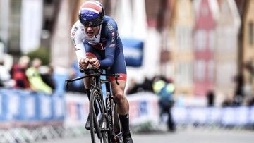 El ciclista brit&aacute;nico Tom Pidcock rueda durante la prueba contrarreloj junior de los Mundiales de Bergen, donde se hizo con la medalla de oro.