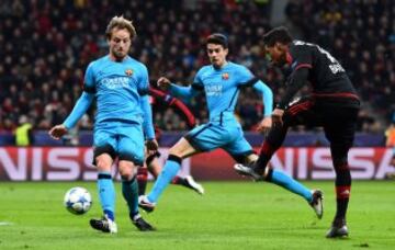 Wendell e Ivan Rakitic.