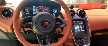 McLaren Chile presentó el nuevo 570GT