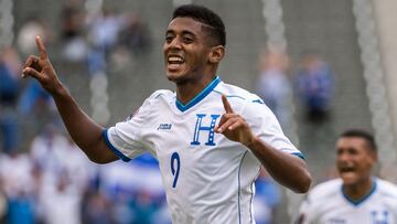 La Selección de Honduras ha llegado a El Salvador para el duelo de eliminatorias ante La Selecta en el estadio Cuscatlán.