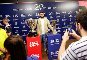 AS y SER celebran los 20 a?os del Doblete del Valencia