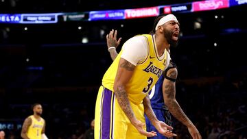 LOS ANGELES, CALIFORNIA - OCTOBER 30: Anthony Davis #3 of the Los Angeles Lakers reacts to a call during the fourth quarter against the Orlando Magic at Crypto.com Arena on October 30, 2023 in Los Angeles, California. NOTE TO USER: User expressly acknowledges and agrees that, by downloading and or using this photograph, User is consenting to the terms and conditions of the Getty Images License Agreement. Katelyn Mulcahy/Getty Images/AFP (Photo by Katelyn Mulcahy / GETTY IMAGES NORTH AMERICA / Getty Images via AFP)
