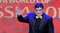 EE.UU. no concede visado a Maradona por criticar a Trump